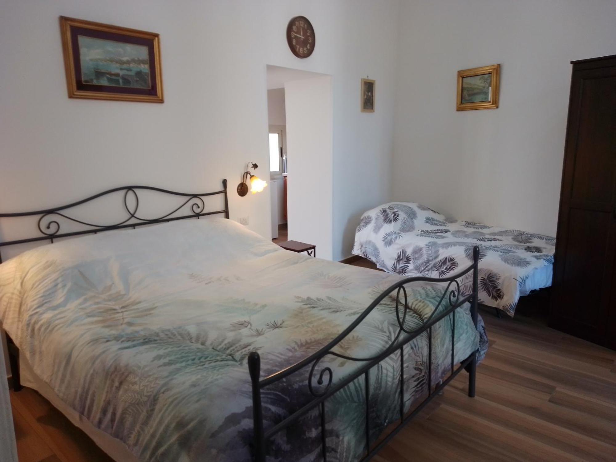 B&B Palazzo Sersale Napoli ภายนอก รูปภาพ